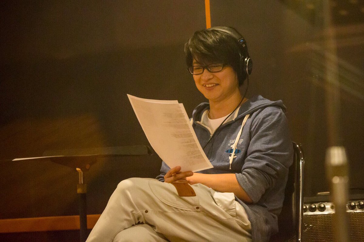 YORUkun97's tweet photo. 下野さんっ！
デビュー16周年おめでとうございます✨
下野さんの笑顔はとっても元気をもらいます😆
下野さんの笑顔 大好きです！！
これからも頑張って下さい😂
応援していますっ🎌

#下野紘声優デビュー16周年 
#下野紘デビュー16周年 
#下野紘に惜しみない感謝を 
#下野紘 https://t.co/DI2k4FKZHE