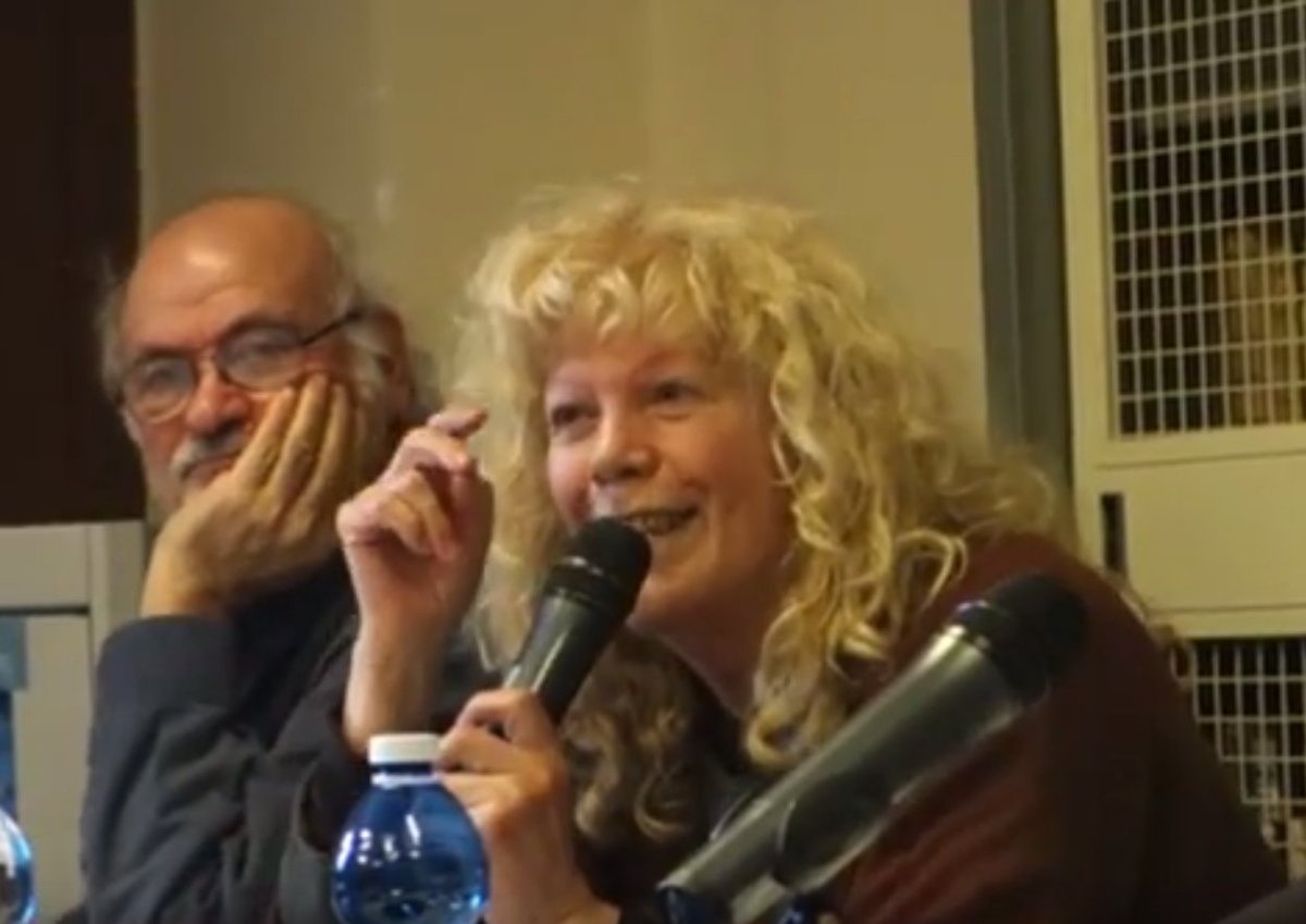 Carla Tatò: "La parola che lui scrive, non la scrive per scriverla, ma la IMMAGINA, nel suo SUONO, e nel suo TEMPO" youtube.com/watch?v=eIC9iI…