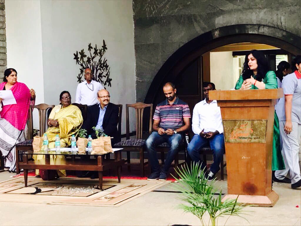 PAVITHRACHANDRA's tweet photo. Delighted to address kids &amp; inaugurate a beautiful sports facility today &amp; I dream to see more of this happening in our country💪🏼👊🏼 https://t.co/2MpWvxOr7t