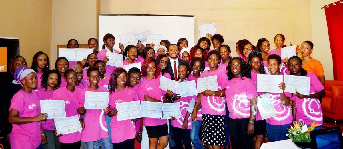 Digitaly_FR's tweet photo. #Afrique ⏩ Formation au #digital de 50.000 femmes https://t.co/VNHcfL4kmn via @akendewa et @orange Plan pour 4 ans #numérique #tech https://t.co/qrnlTW5iov