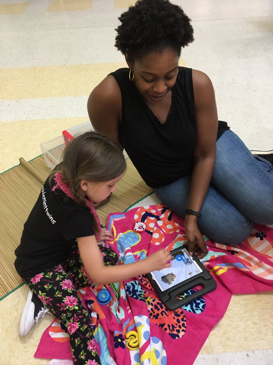 GlendaleRocks's tweet photo. @GlendaleRocks @CCSTechCamp https://t.co/1g8f0wgPup