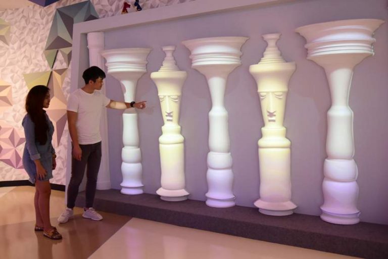 Blooloop's tweet photo. Eye don’t believe it! New @ScienceCentreSG exhibits explore world of optical illusions https://t.co/Oro4Xw6Lwu @JRAtweets @AdrianMazemaker https://t.co/ws5zVlkRW0