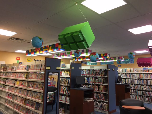 Matt_Library's tweet image. Getting Summer Reading Ready..."Build a Better World." #library #librarylife #buildabetterworld #mattlibrary