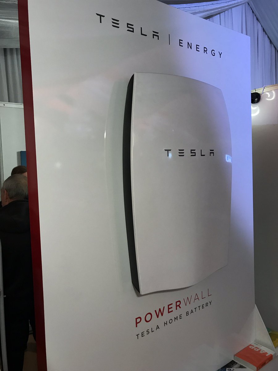 jaco_maass's tweet photo. First time I'm getting a look at the TESLA Energy battery at #BCXevents. Very impressive https://t.co/fgaGk58y8R