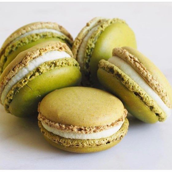 theparistours's tweet photo. A touch of pea and mint from @pierrehermeofficial. 📷:@anne_fashauer #theparistours #paris #patisserie #patisseriec… https://t.co/EzKrzbCTu5 https://t.co/Ivtrlw2W17