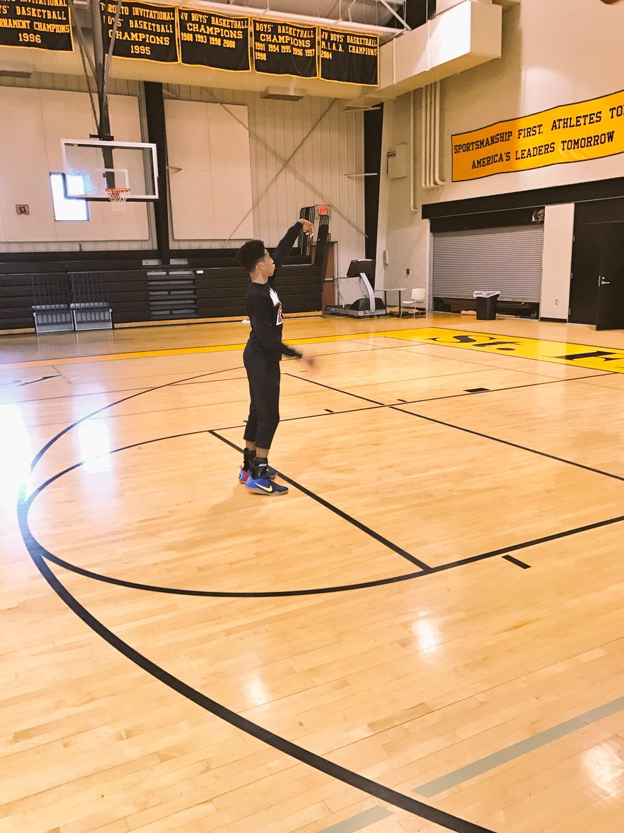 HM_Strength's tweet photo. Another 6:30am in the books✅.....
How do you start your day? https://t.co/DWYEYlfxum