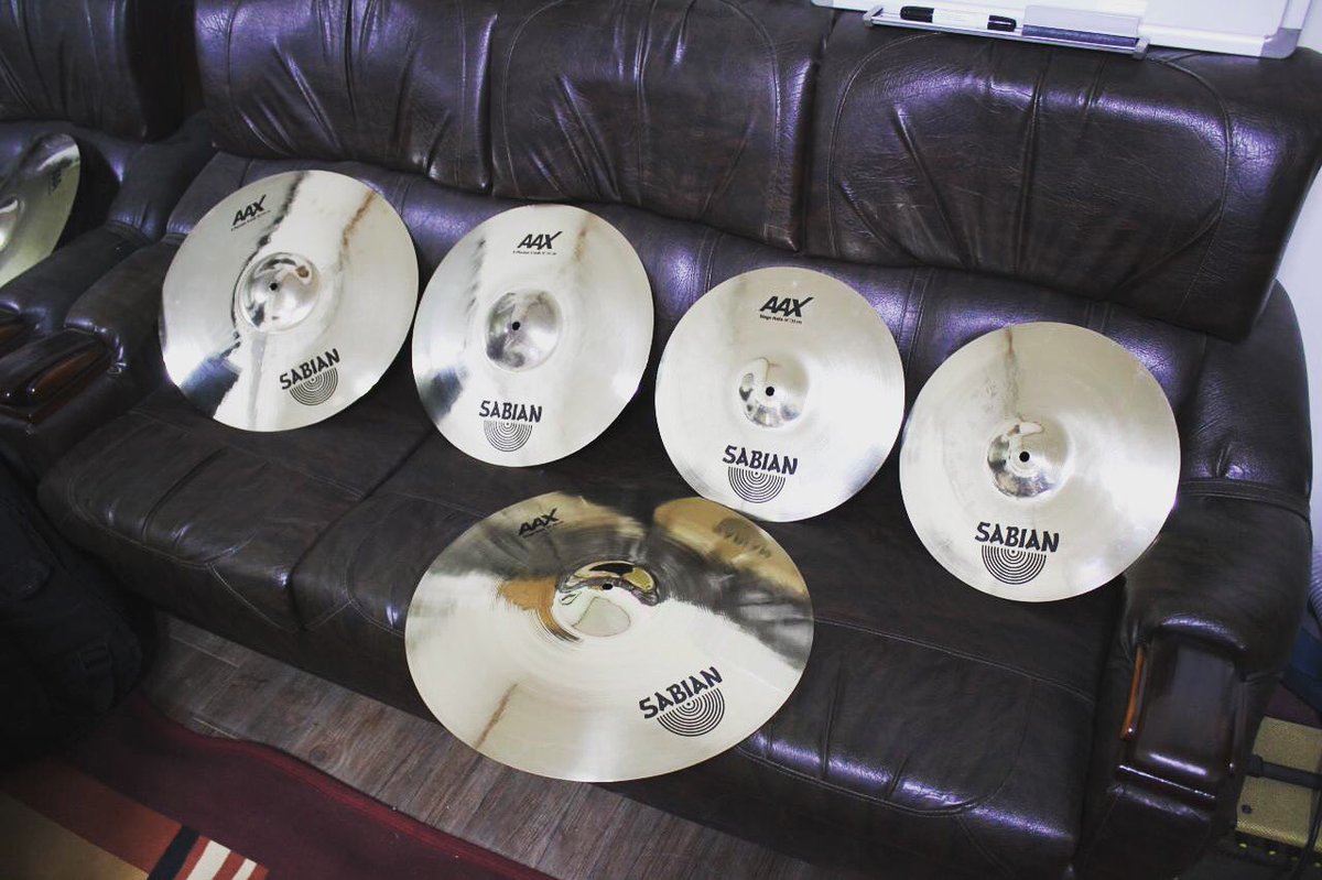 grooveator's tweet photo. #new
#cymbals
#set
#aax
#StageHat 14"
#X-PlosionCrash 16"
#StageRide 20"
#X-PlosionCrash 18"
#sabian
#sabiancymbals https://t.co/Tn1fPnNGxO