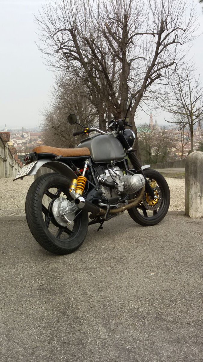 tubilando12's tweet photo. #caferacer #special #bmwmotorrad #bmw #moto #scmotor https://t.co/t47uROSlAH