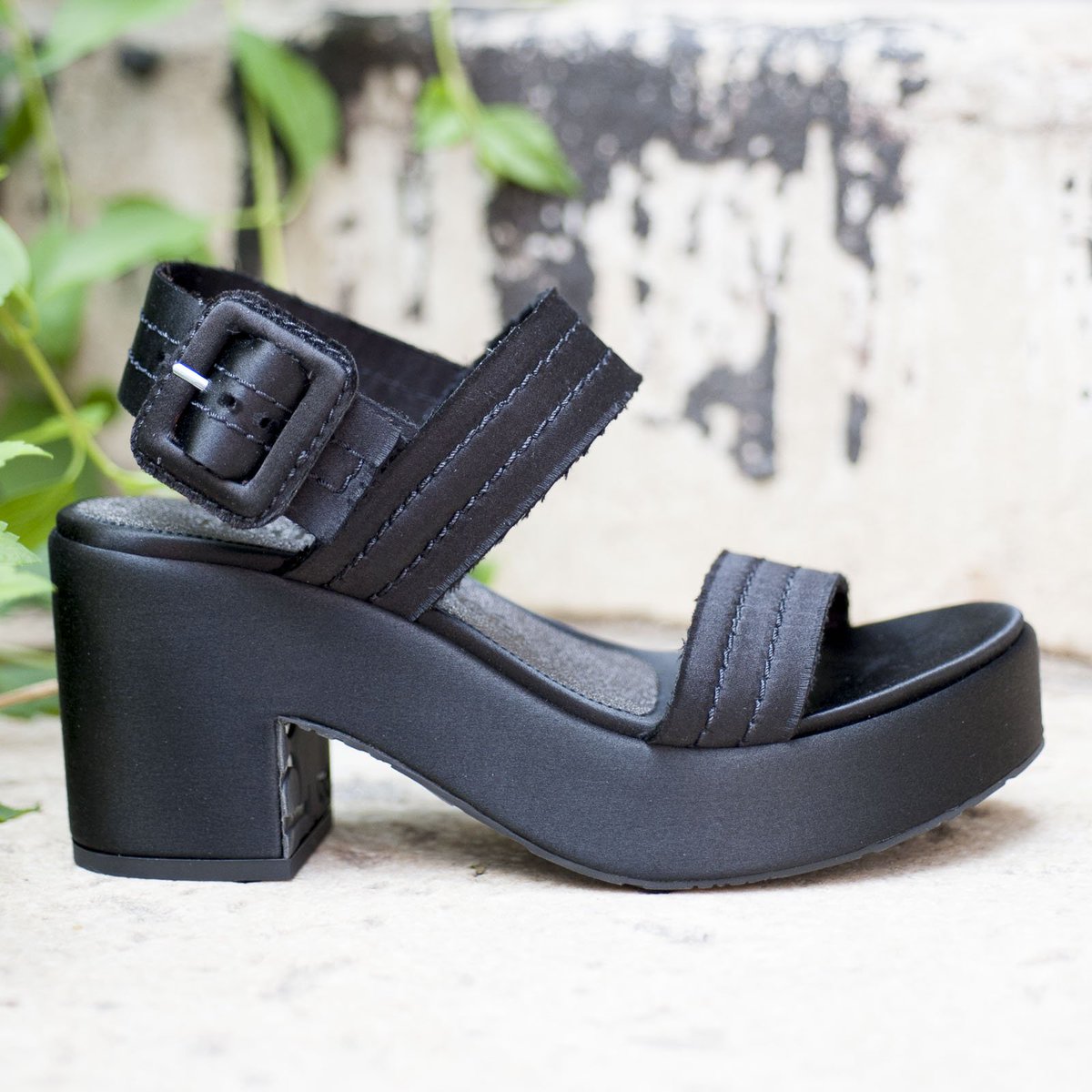 kisanstore's tweet photo. Trend Watch: Pedro Garcia AW'17 Collection is a must! Now at Kisan. #TrendAlert #SatinShoes #PedroGarcia #FW17 #shoes https://t.co/WAY8trv1YM