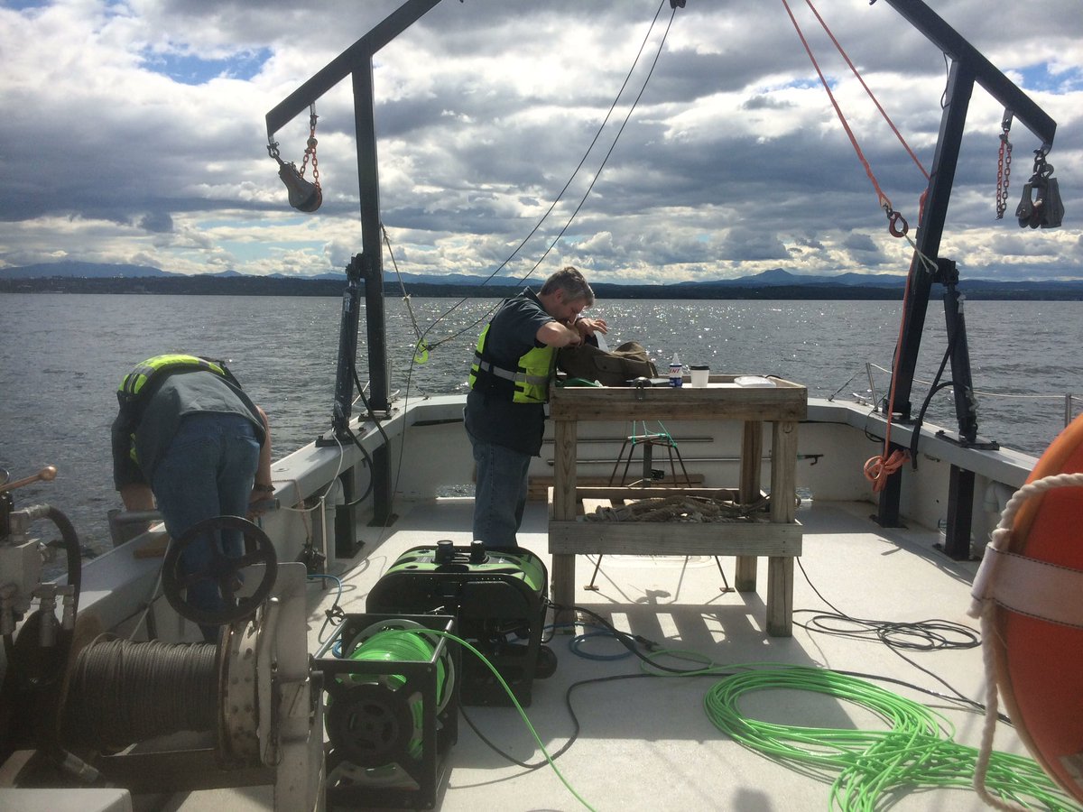 BradRoyUVM's tweet photo. Exploring #mysis densities at the bottom of lake #Champlain with @GreenseaSystems aboard the #UVM R/V #Melosira. https://t.co/9IZuHcacBC