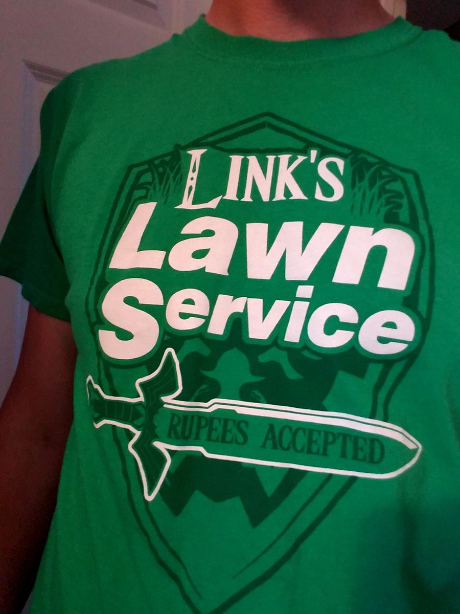 NES_Historia's tweet photo. I was, legit, asked if this was a real lawn service... ha! https://t.co/nhOiaoWamK