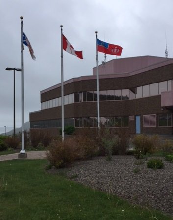 #RCMPNL is proud to raise the Aboriginal Policing Ensign this morning with @SJNFC in recognition of #NADWeek https://t.co/HfB8uOiQcG