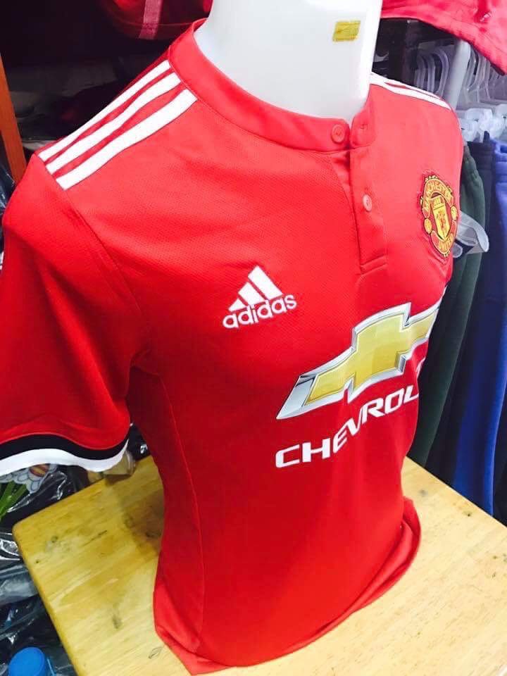 ManUtdStuff's tweet photo. 📷 | United's rumoured home kit for the 2017/18 season. https://t.co/pQtr3ldBnn