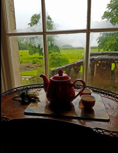 #WeddingWednesday we had our very first Chinese Wedding Tea Ceremony at the castle last week!  #weddings #castles #Argyll #Scotland