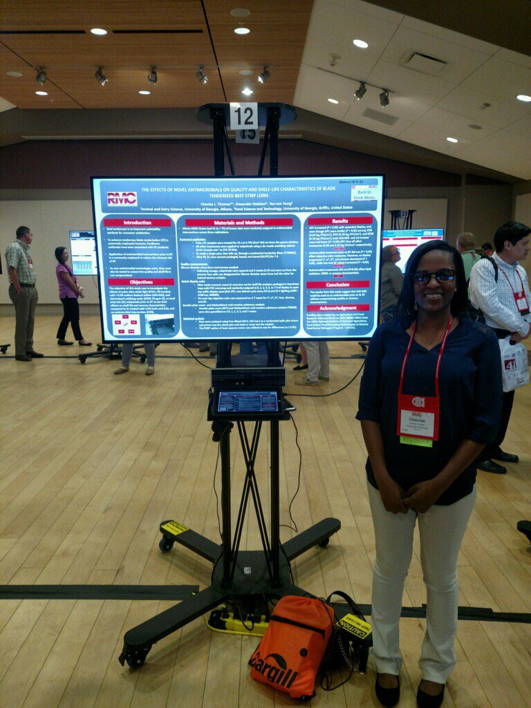 SEMeatDoc's tweet photo. @UGA_CollegeofAg #meatscience PhD student Chevise presenting poster 2 at #AMSARMC https://t.co/sMH8yGAgxc