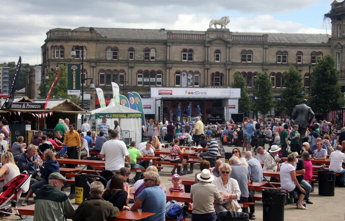FSBwestyorks's tweet photo. Fabulous world food, real ale, live music all @Hudderslive Food &amp; Drink Festival including #FSBKirklees Artisan Zone – 3-6 Aug https://t.co/5o9r8uEpUH