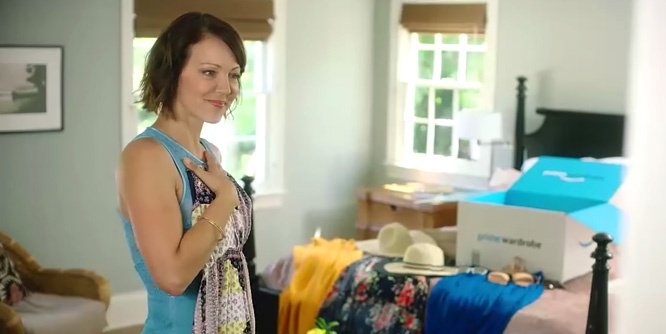 retailwire's tweet photo. Should the #apparel world worry about Amazon Prime Wardrobe? 
https://t.co/MPKiydLCJJ https://t.co/Pj632tR8Np
