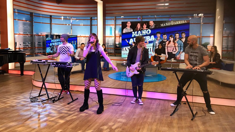 ¡La mañana tampoco es para dormir!: <a href="/ManoArriba_/">Mano Arriba Oficial</a> hizo bailar a todo Desayunos Informales
teledoce.com/programas/desa…