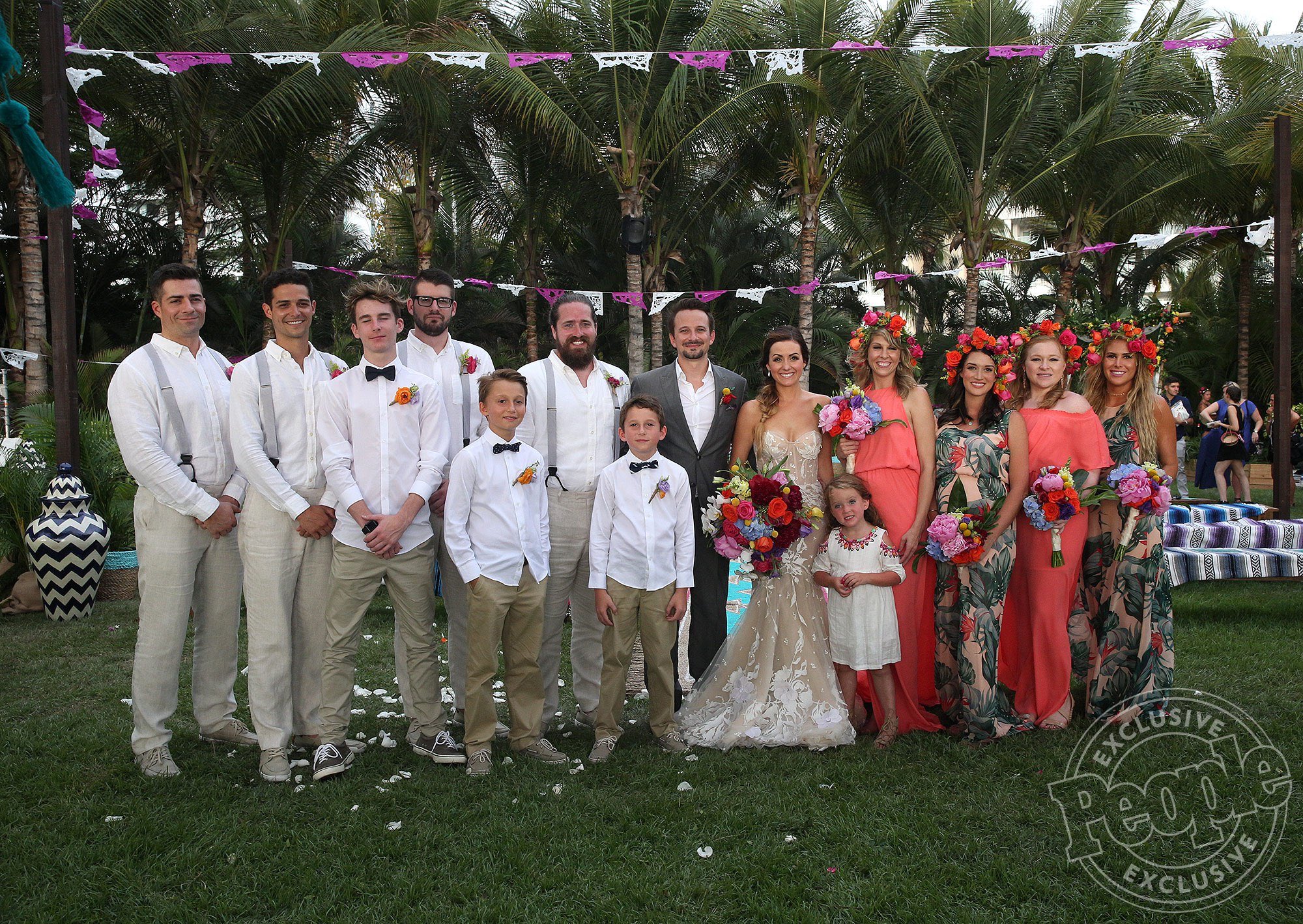 Carly waddell top wedding dress