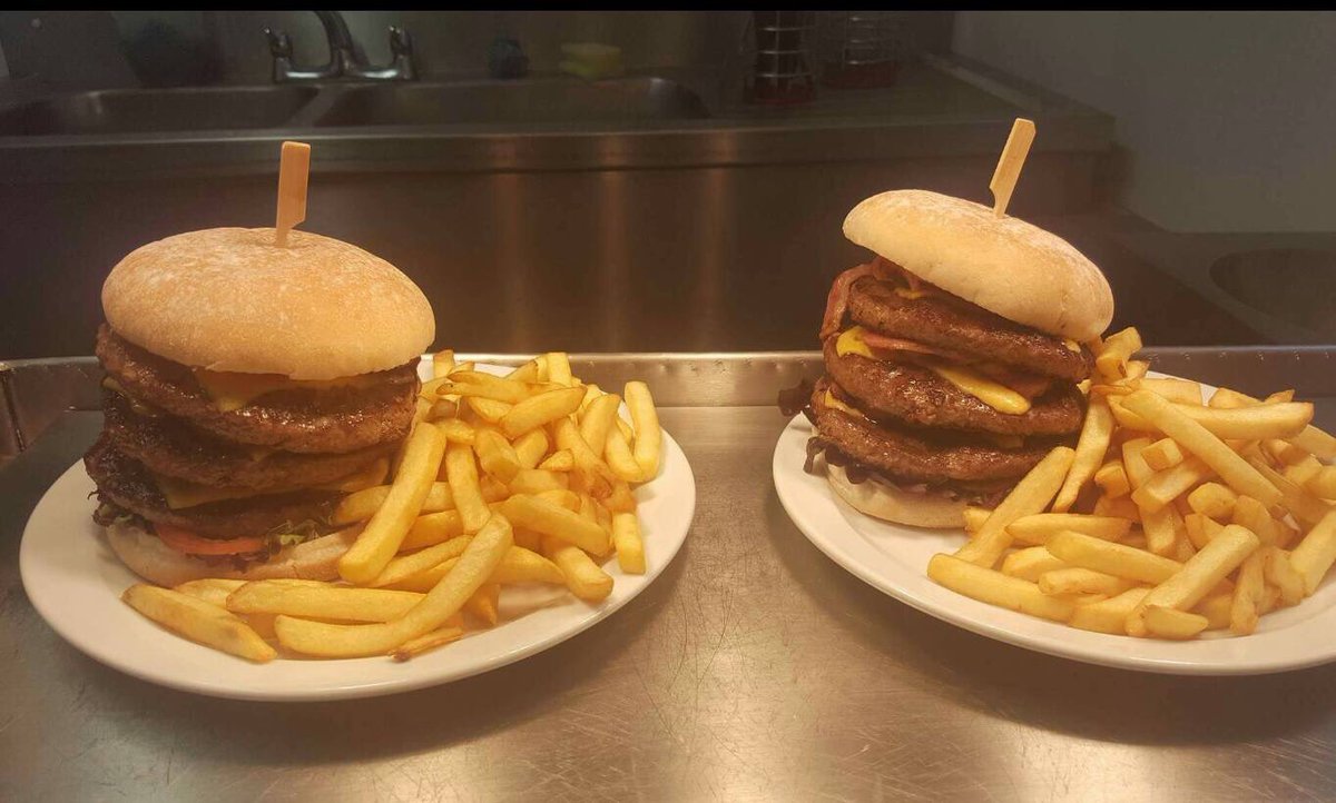 FeelFabClub's tweet photo. Membership Offer! Feel Fab Club Members get 10% off bill at Growlers Cafe , opposite East Norfolk College. Show your card when ordering. https://t.co/GUHS1tiA9v