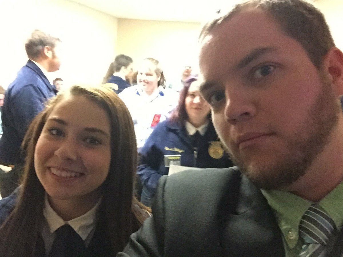 SullivanINFFA's tweet photo. Ready to go across stage! #TransformINFFA #88INFFAConv @shaniamedley18 is #tagged to #TeachAg https://t.co/FzjDb9iRER