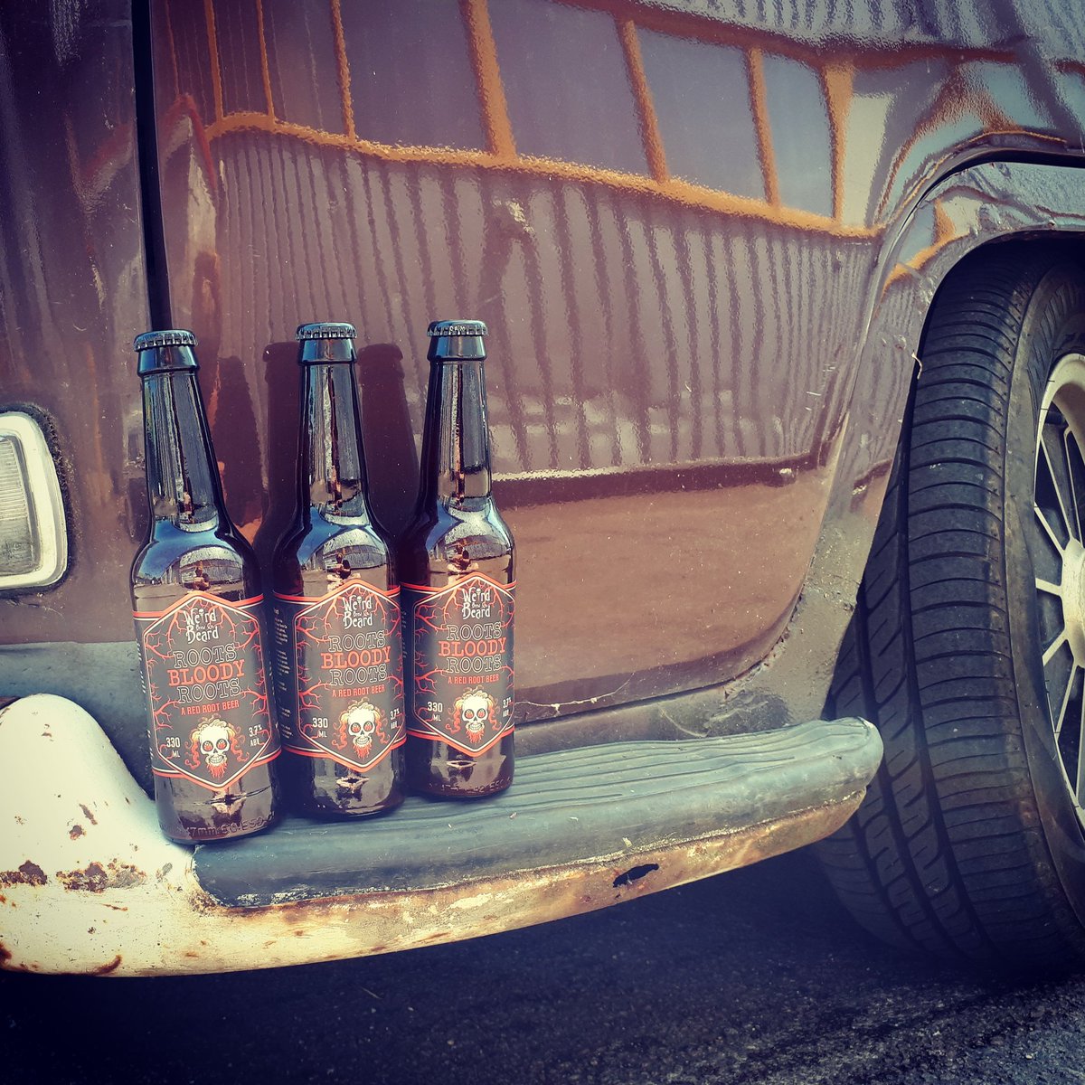 WeirdBeard_Brew's tweet photo. Love Root Beer? We've got a brand new soda-esque Red Ale coming out next week: bottle &amp; kegs releasing Monday. ROOTS BLOODY ROOTS! https://t.co/oCOhxbScC7
