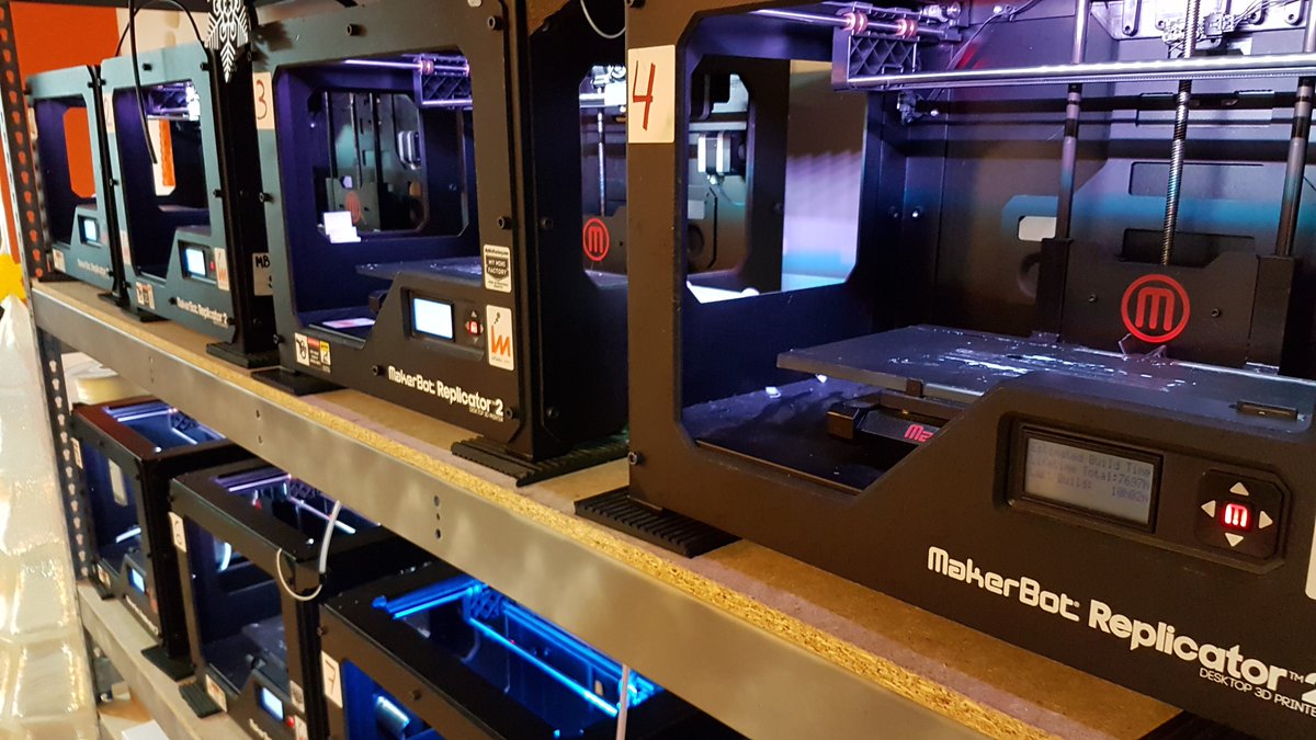 VirtuallyMine's tweet photo. Head on over to the @iMakrStore in London tonight (430pm - 730pm) to sculpt in VR and print your creations (time permitting). #vr #3D https://t.co/p8R8lx37eA