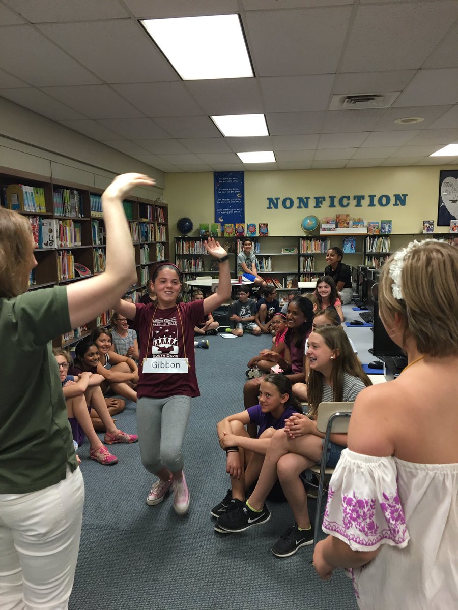 SDJill's tweet photo. Last day of school for South Davis students. Fun stations with the Buffalo Museum of Science! Animal adaptations & CSI! #bfloscience #opcsd https://t.co/0mZe9WF9ab
