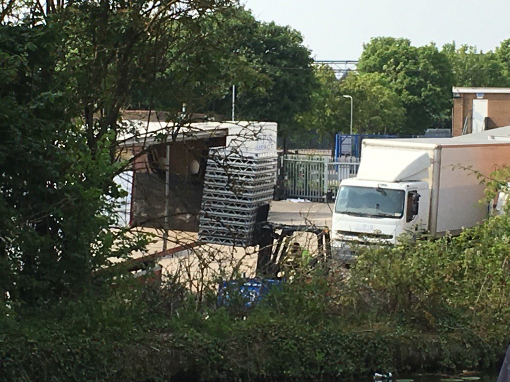 ips_impact's tweet photo. Another sunny day at IPS- and another truckload of LiteDeck! #staginghire #stage #summer https://t.co/vJ7tdCToKr