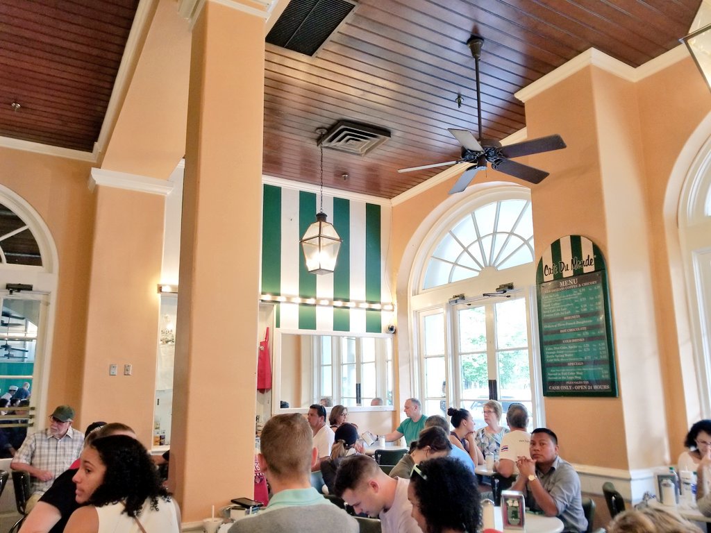 MyGlobalExpert's tweet photo. @cafedumo for @AILANational breakfast kickoff. Can you guess who has #Global #Expertise here? #Immigration #globalimmigration #hrtechworld https://t.co/CfsjYqUyZV
