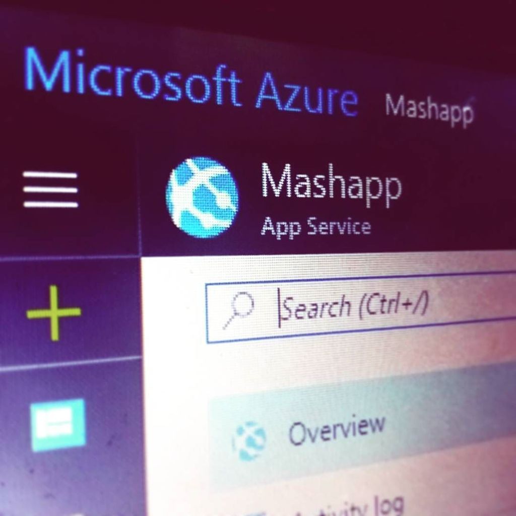 iamvasee's tweet photo. #Mashapp looking good with Microsoft #Azure. Secret project #Day16 https://t.co/c9TQ9TrS7Z https://t.co/32lJD9YP1a