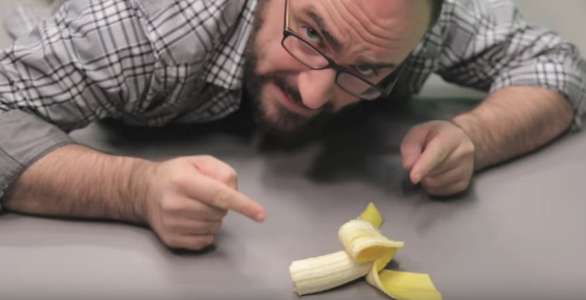 Phones aren’t the only things we like to keep clean. Rethink the ‘5-second rule’ next time you drop food. business.facebook.com/CarbonKlean/vi…

*Vsauce