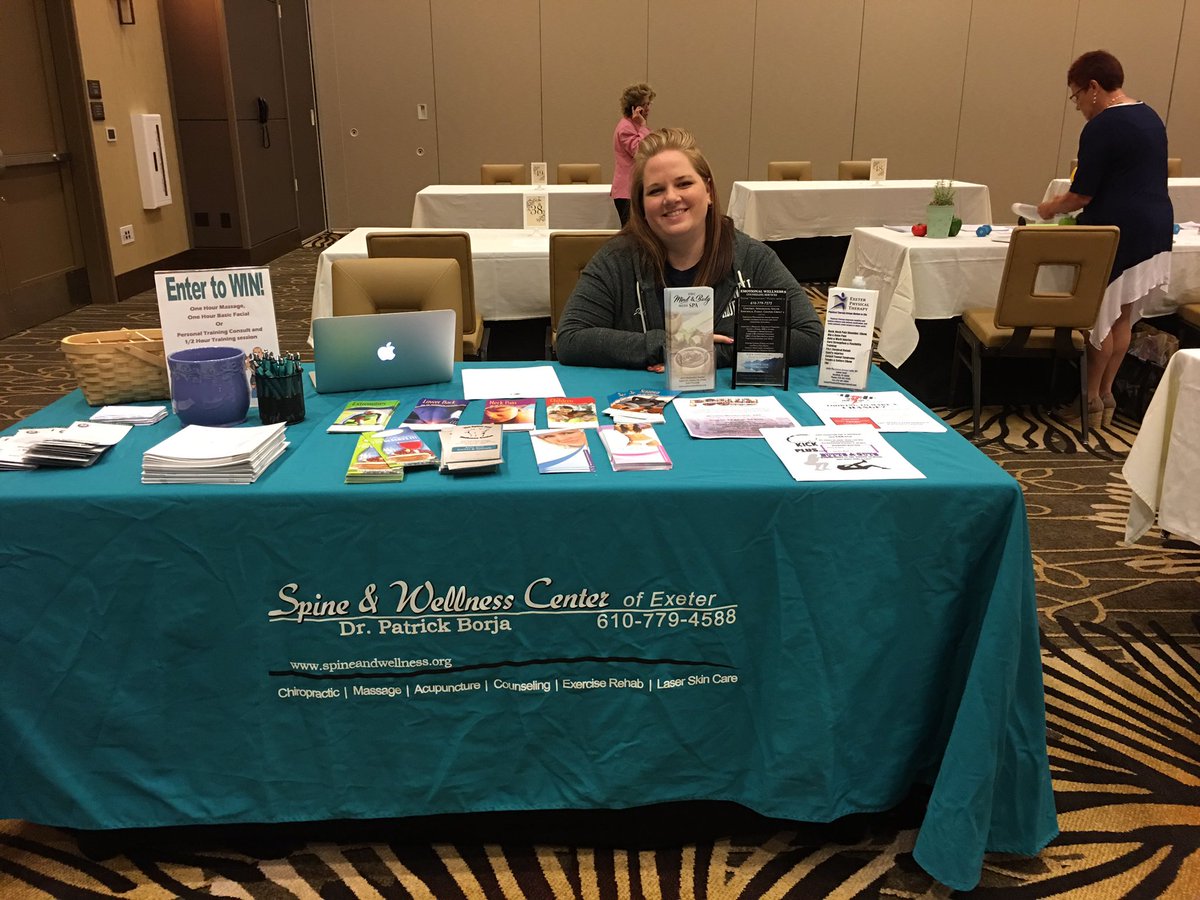 SWC_EPT_PMBC's tweet photo. Julie and Justine representing the office at the Double Tree Healtha me Wellness Fair. https://t.co/CbO7MtRsAt