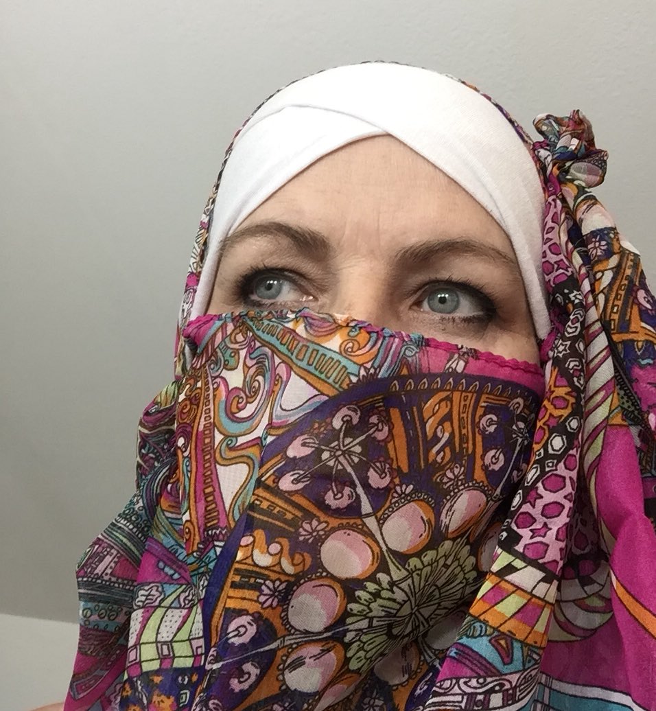 #NationalSelfieDay here is mine! #SaveYemen #Yemen #activist