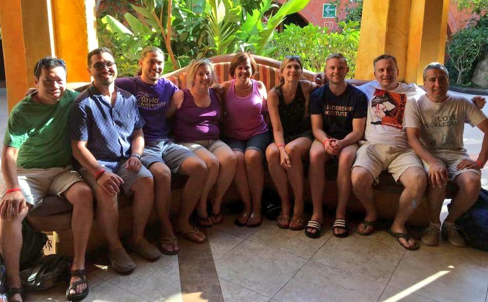 dbug4's tweet photo. Privilege 2 serve alongside these leaders for #ChapelStreetCabo2k17, w @DeanAndrews2 @JesseCoffey25 & others οΏ½οΏ½οΏ½οΏ½
#LoveRecklessly https://t.co/HUFuFcGIF6