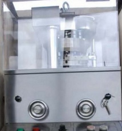 Police seize drugs, firearms after eight-month long investigation  1310news.com/2017/06/21/pol… https://t.co/EKIRKGIaEw