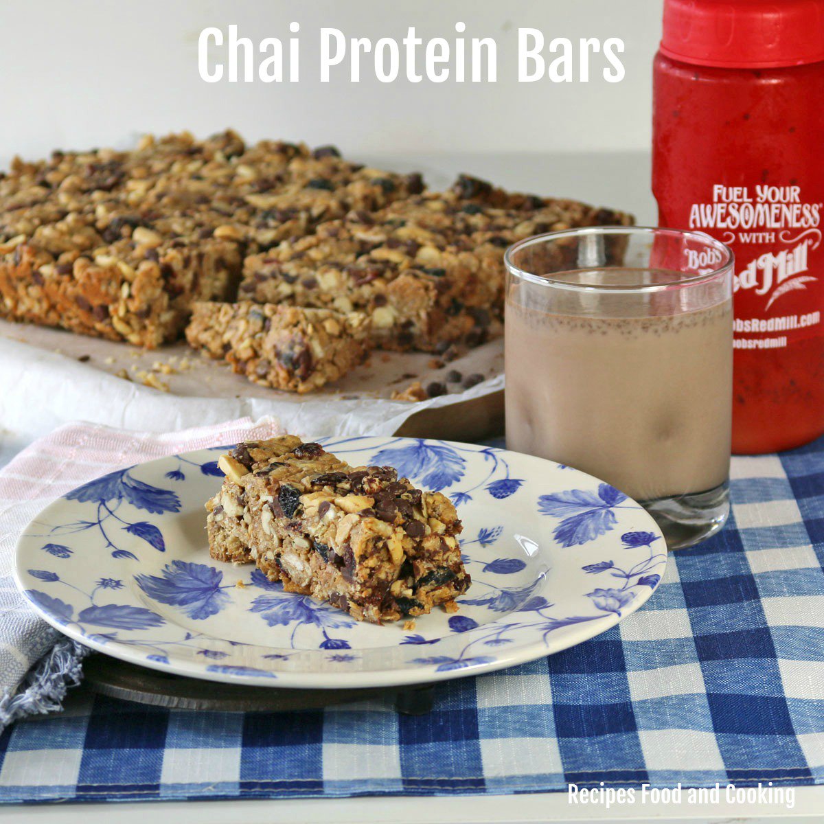 MaryEllenrecipe's tweet image. Chai Protein Bars are new on the blog today! I used @BobsRedMill Nutritional Boosters in them. bit.ly/2sQqaLP #FueledByBobs #Ad