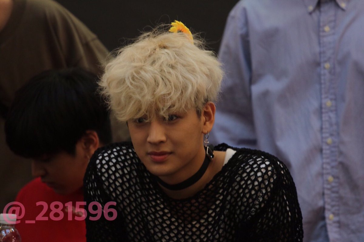 ikonlqpics's tweet photo. ー yunhyeong https://t.co/pMmm9PAZux