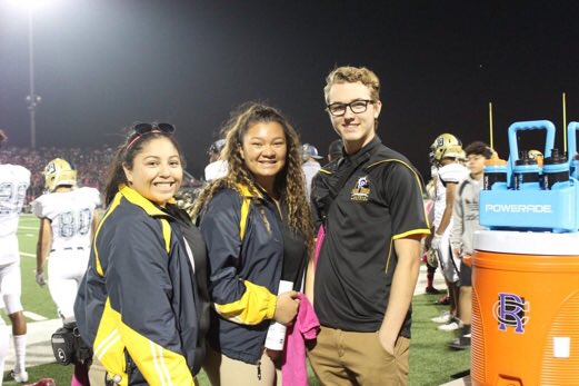 destinypierce11's tweet photo. Happy Birthday to the main water boy!@JmanPeters 🎉🔞 thank you for all the laughs we have shared #trainergang😂💓 have the best day today!!!🤙🏽🎉 https://t.co/4UdWogRDLD