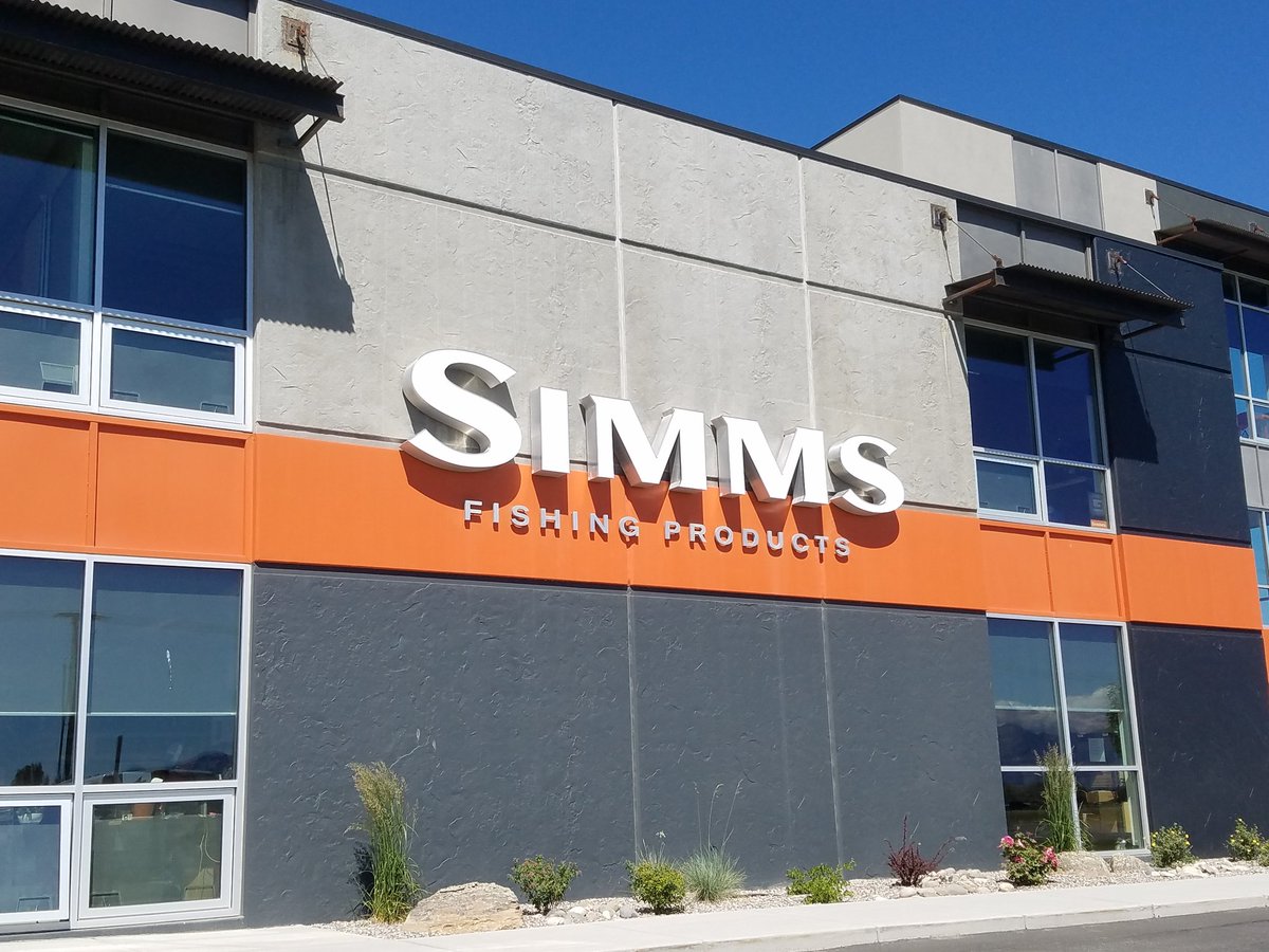 troutloco's tweet photo. @Othflyfishing is @simmsfishing checkin out where our waders are made --Bozeman MT USA #simms #simmsfishing #roadtrip #flyfishingspecialties https://t.co/2NMCki3wcZ
