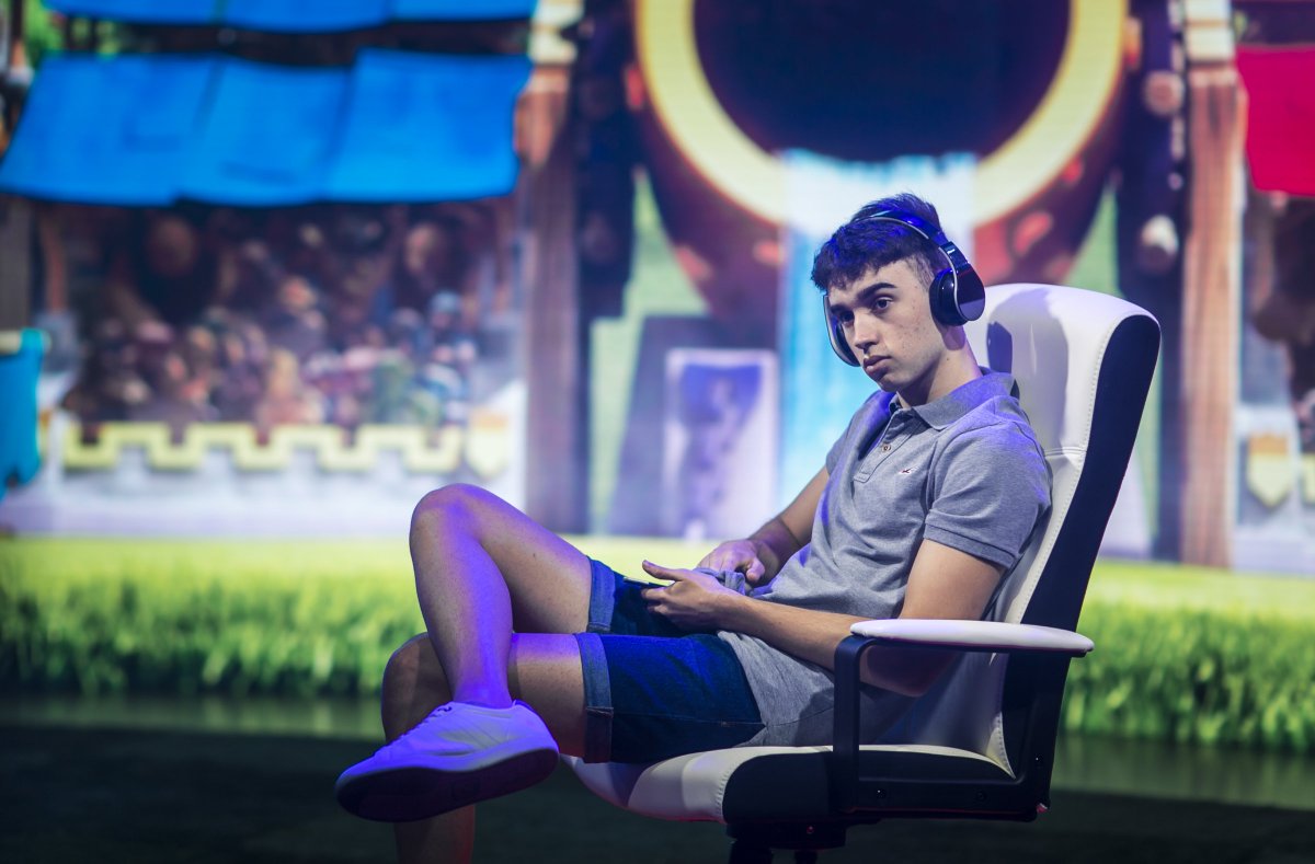 Clash Royale tweet media