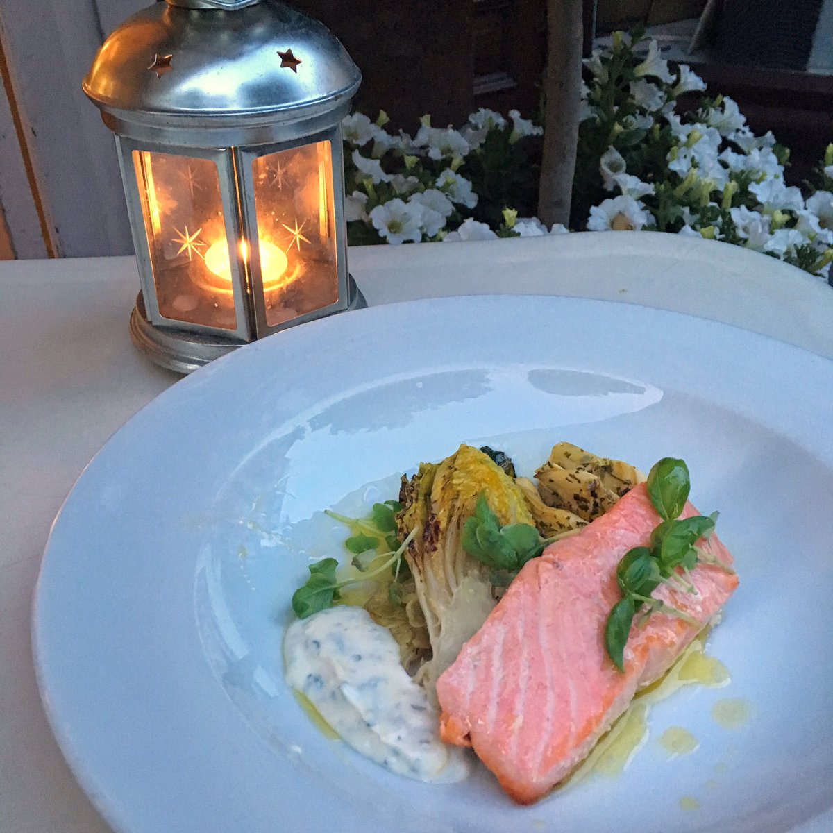 FelicitySpector's tweet photo. Poached trout with braised lettuce and aioli @KSKRestaurant @LondonFoodMonth 👌🏻👌🏻 https://t.co/wUYen0Mk3z