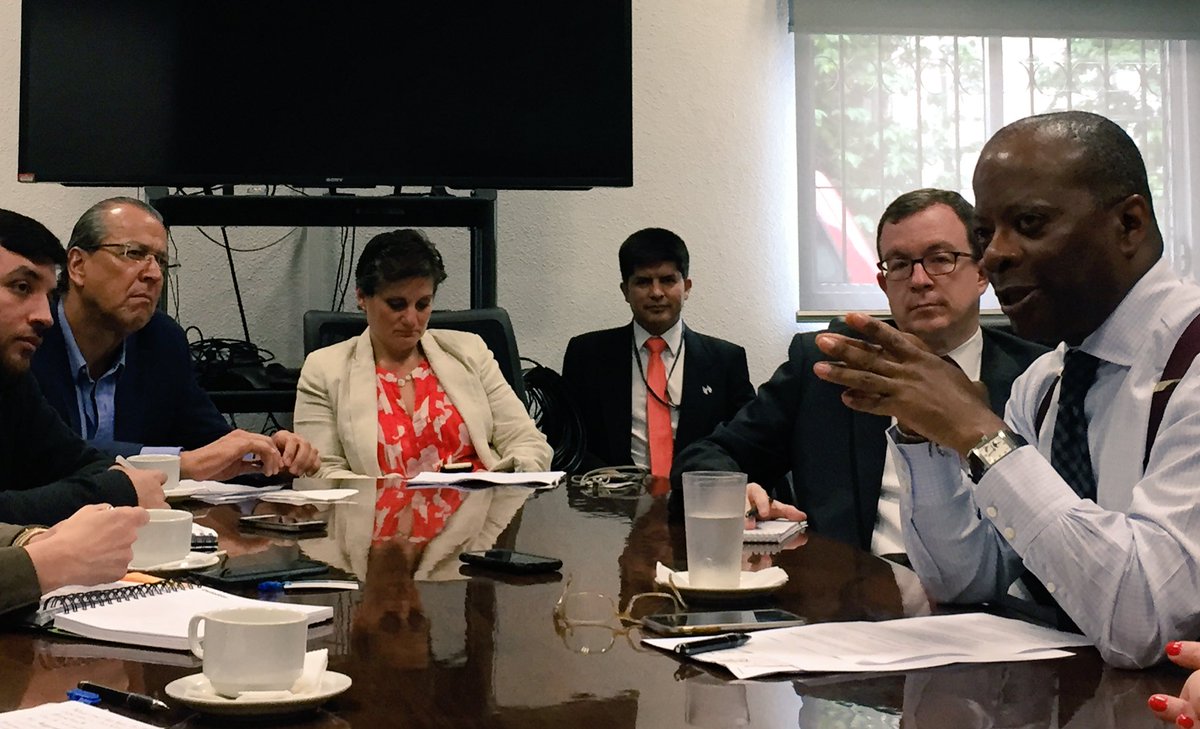 usembassyguate's tweet photo. #EEUU y #GUA son socios con una fuerte relación y durante #CentAm2017 reiteramos compromiso conjunto de continuar construyendo sobre ésta https://t.co/wo0KpEPAK3