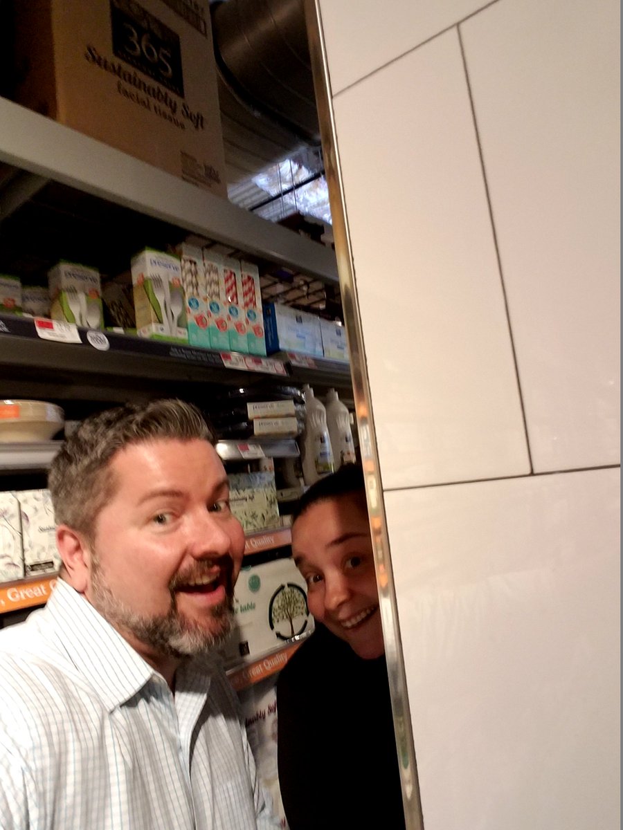 #NationalSelfieDay We're being stealth-ie! <a href="/CumulusMedia/">Cumulus Media</a> #selfieseries