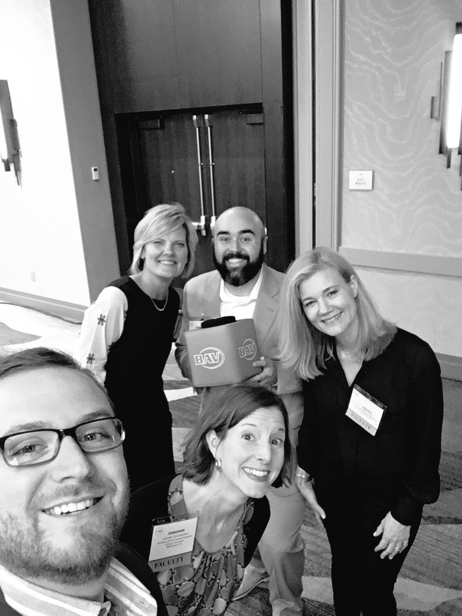 TylerAThomas's tweet photo. #caseSEA faculty selfie for #nationalselfieday 📸 https://t.co/gOBokTQjhI