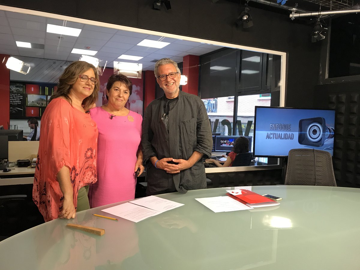 Esta noche <a href="/Enfoque8TV/">Enfoque Actualidad</a> <a href="/La8Segovia/">La 8 Segovia</a>, a las 22,30 h. balance dos años <a href="/segovia_e/">Hernan E Segovia</a> con la alcaldesa @claraluquero con @auremartin <a href="/v_domnguez/">V_D_🇵🇸💜🔴⚪🔴⚪❤️💛💜</a>