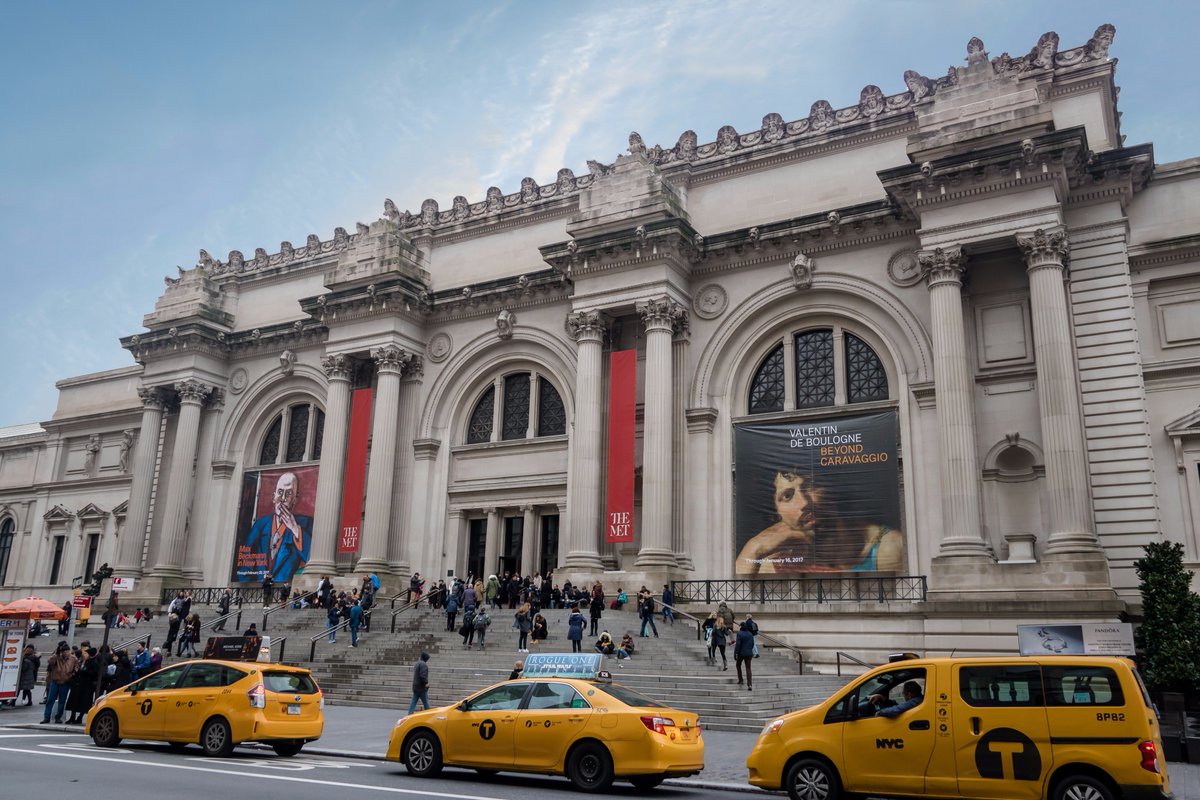 GoNewYorkTours's tweet photo. Don't miss out on these essentials!

https://t.co/OSMPbLRyOi https://t.co/BFWxhvUJlX