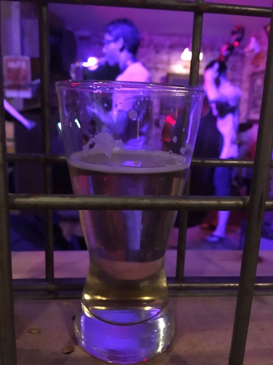 LPCReno's tweet photo. Local good beer and local UNR jazz students. All in the same place. Every Wednesday night at LP U. Oh, that's tonight! #studentjam https://t.co/RA4s2jVSYg
