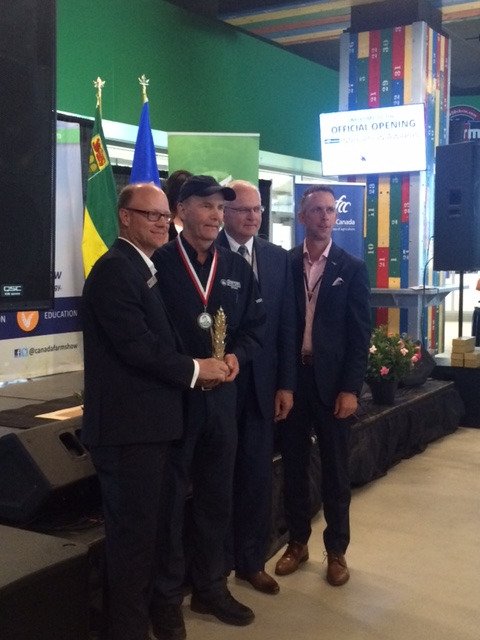 SetterMFG's tweet photo. SETTER MFG DIV.(Distributor) of DRYLOBAG Grain storage and Drying System won Gold in the Innovation Program at Farm Progress Show in Regina. https://t.co/wbKpM6Vqdc