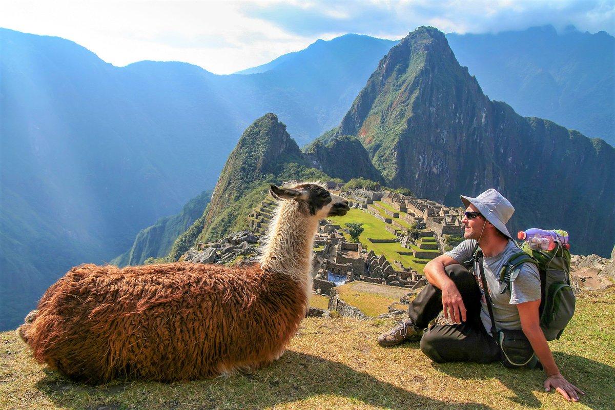 adventure_guys's tweet photo. “In the power of its spell, no other place in the world can compare with it.” - Hiram Bingham, Modern discoverer of #MachuPicchu https://t.co/oOvdpR1pDW